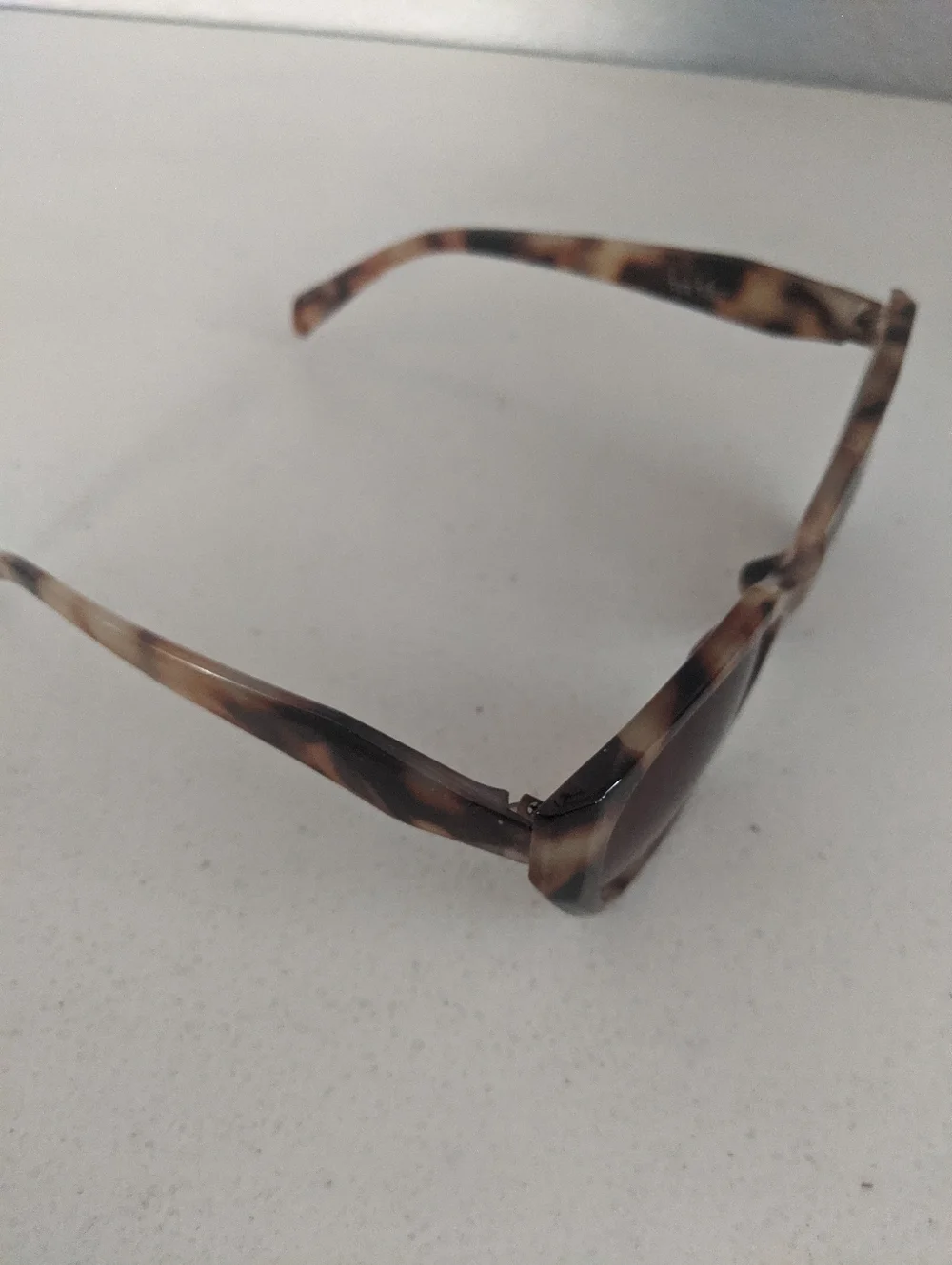 Women's Fashion Sunglasses Nicole Miller NY Tortoiseshell Brown Animal Print